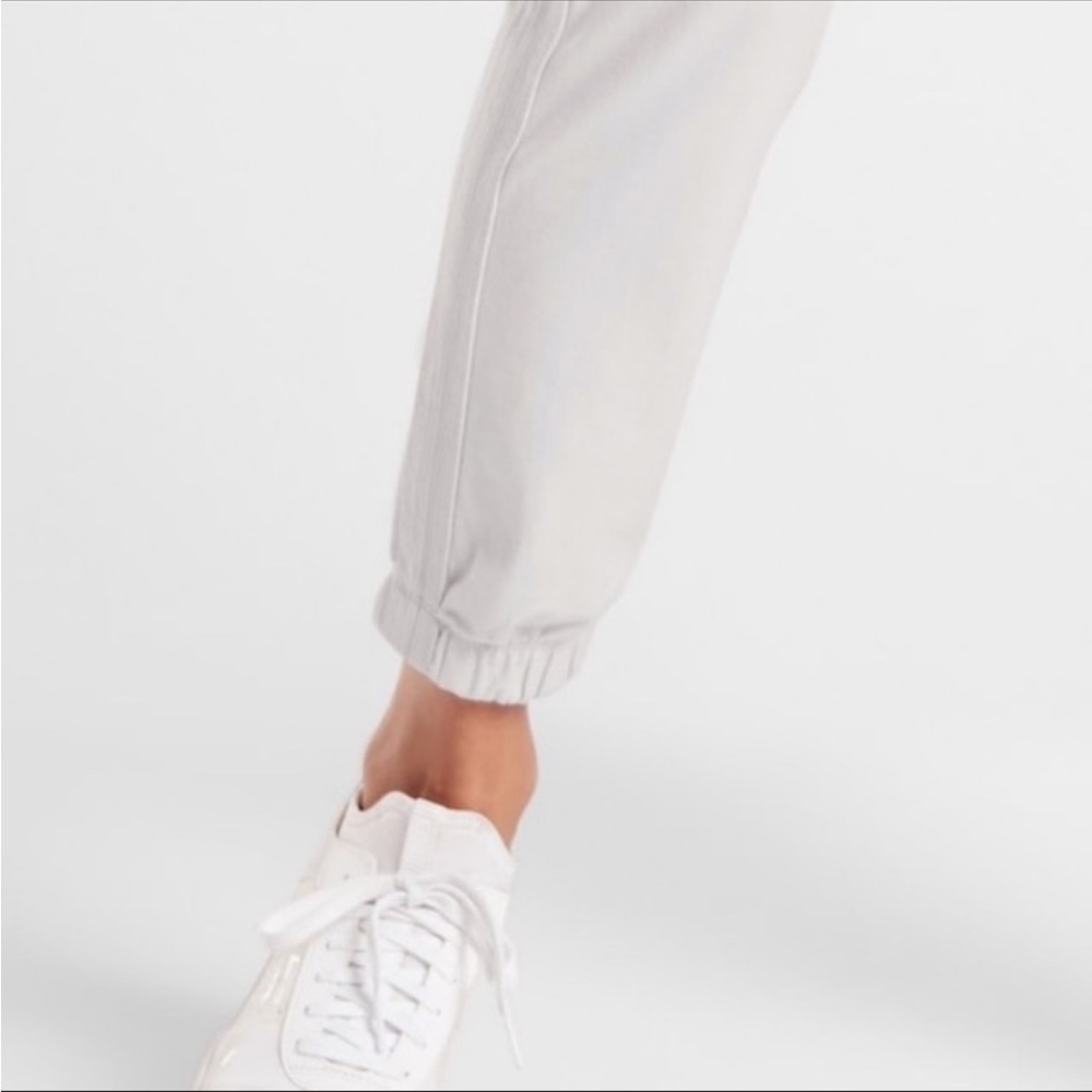 Athleta Farrallon Jogger In Birch Grey Size 4 - Picture 6 of 10